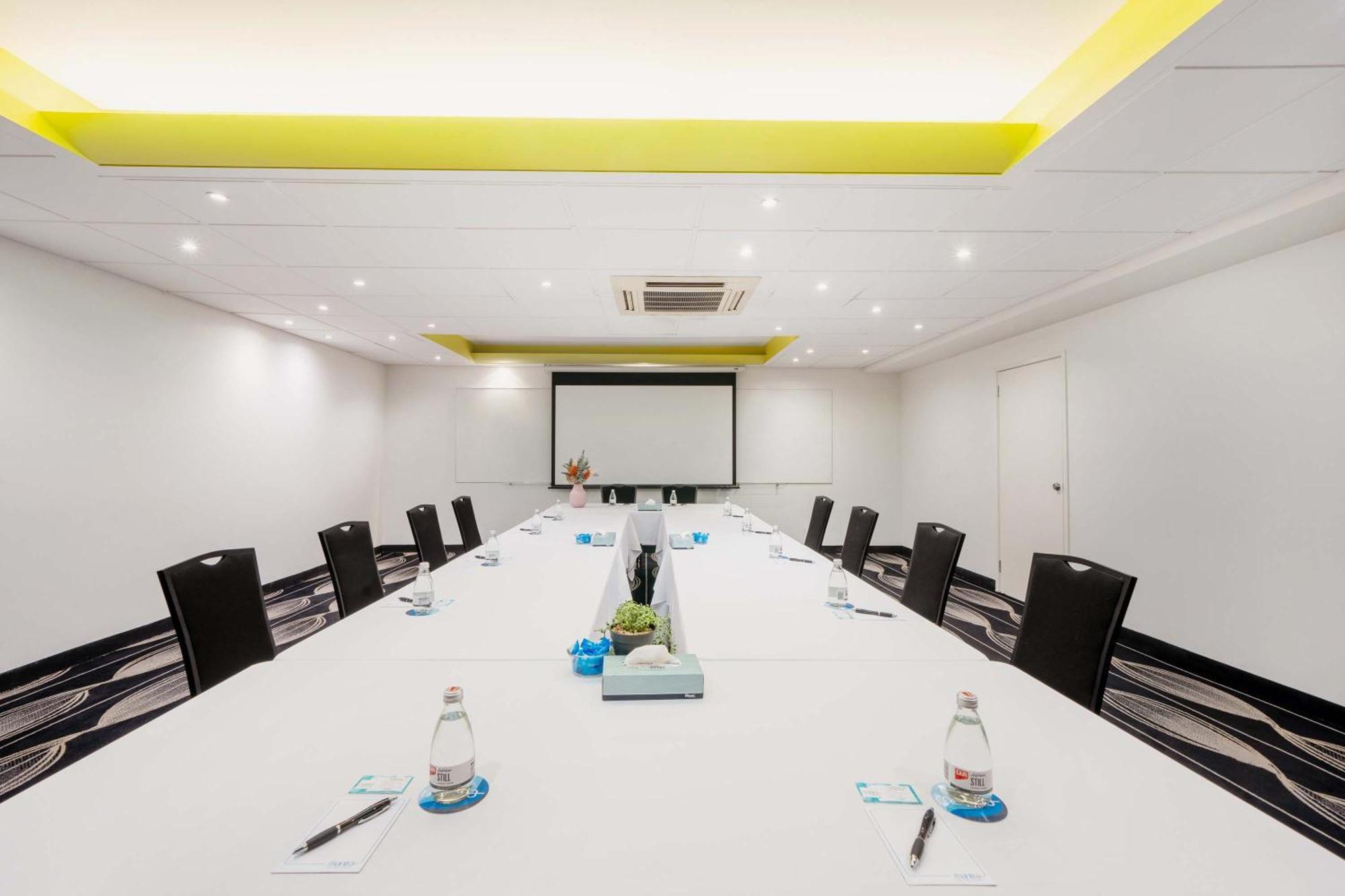 Mantra On Northbourne Aparthotel Κανμπέρα Εξωτερικό φωτογραφία