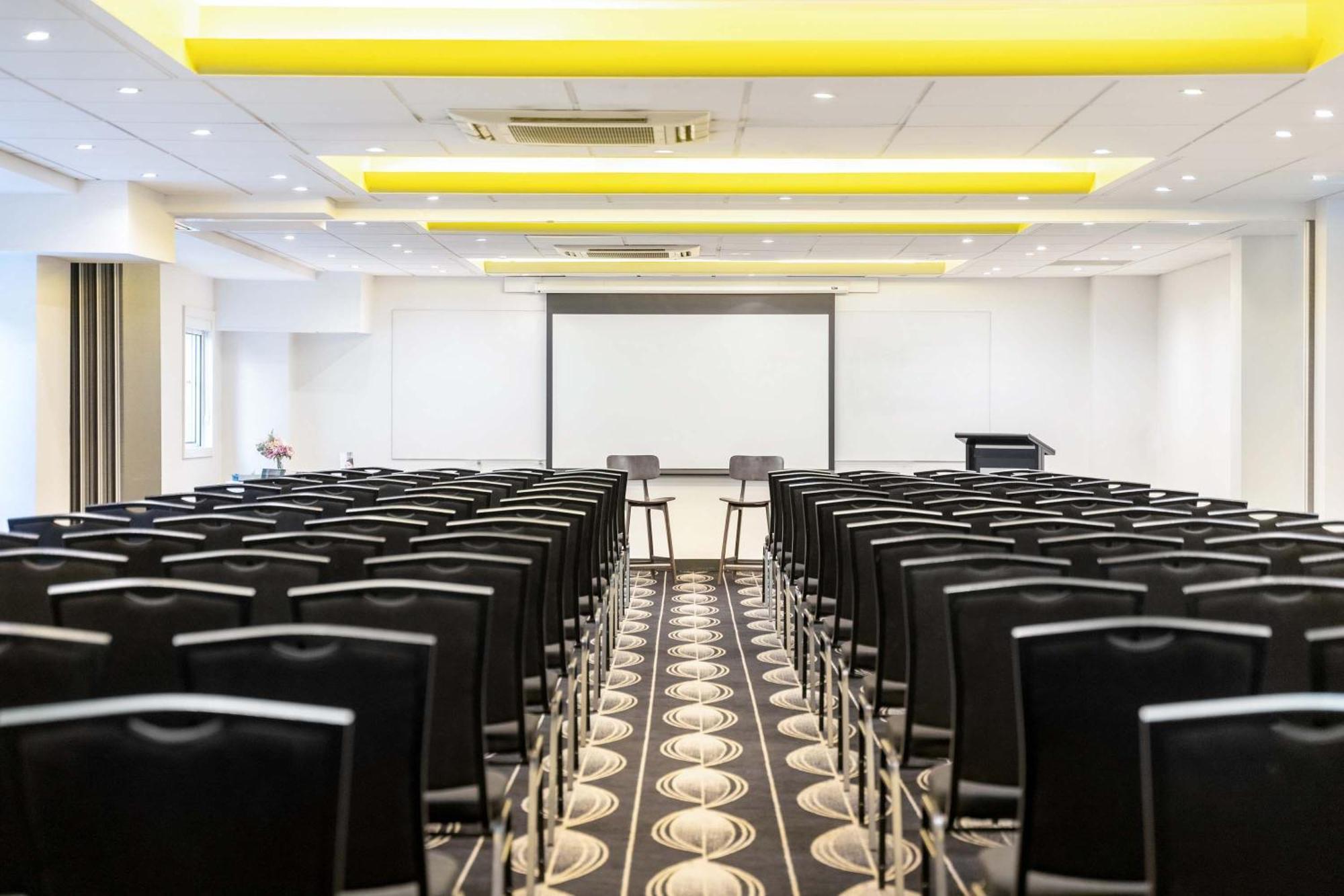 Mantra On Northbourne Aparthotel Κανμπέρα Εξωτερικό φωτογραφία