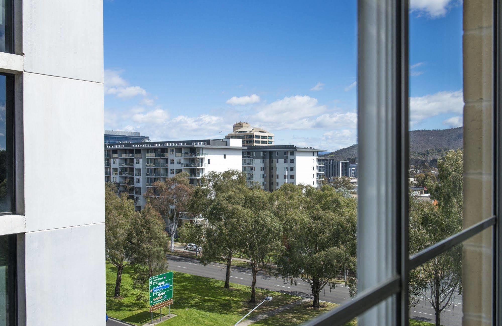 Mantra On Northbourne Aparthotel Κανμπέρα Εξωτερικό φωτογραφία
